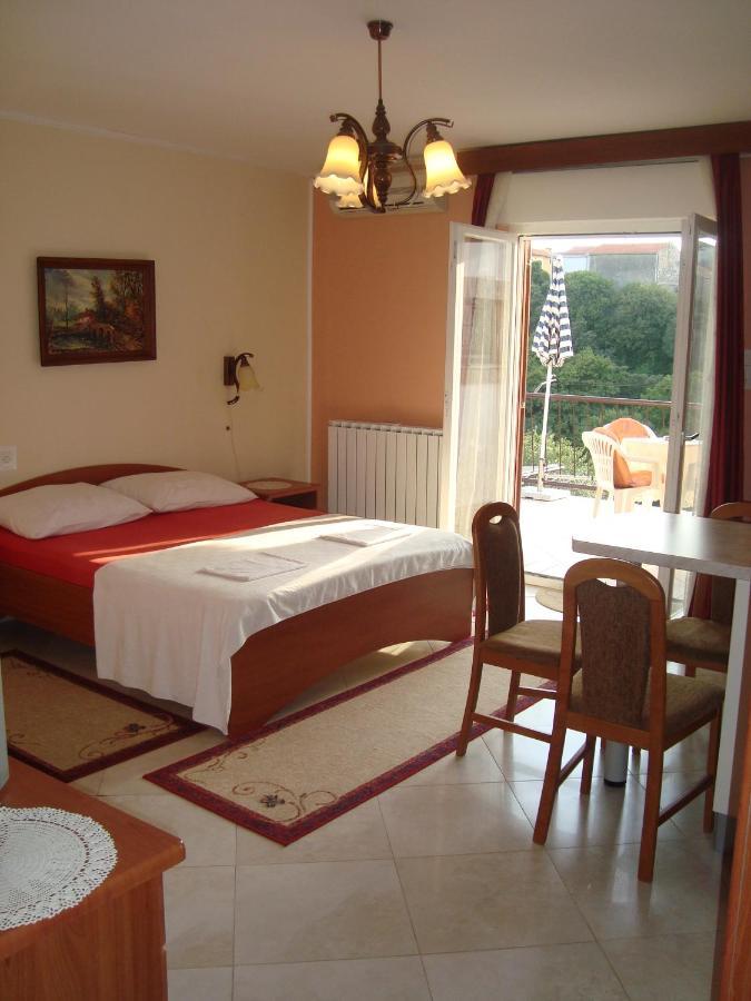 Studio Apartman Omišalj Kültér fotó
